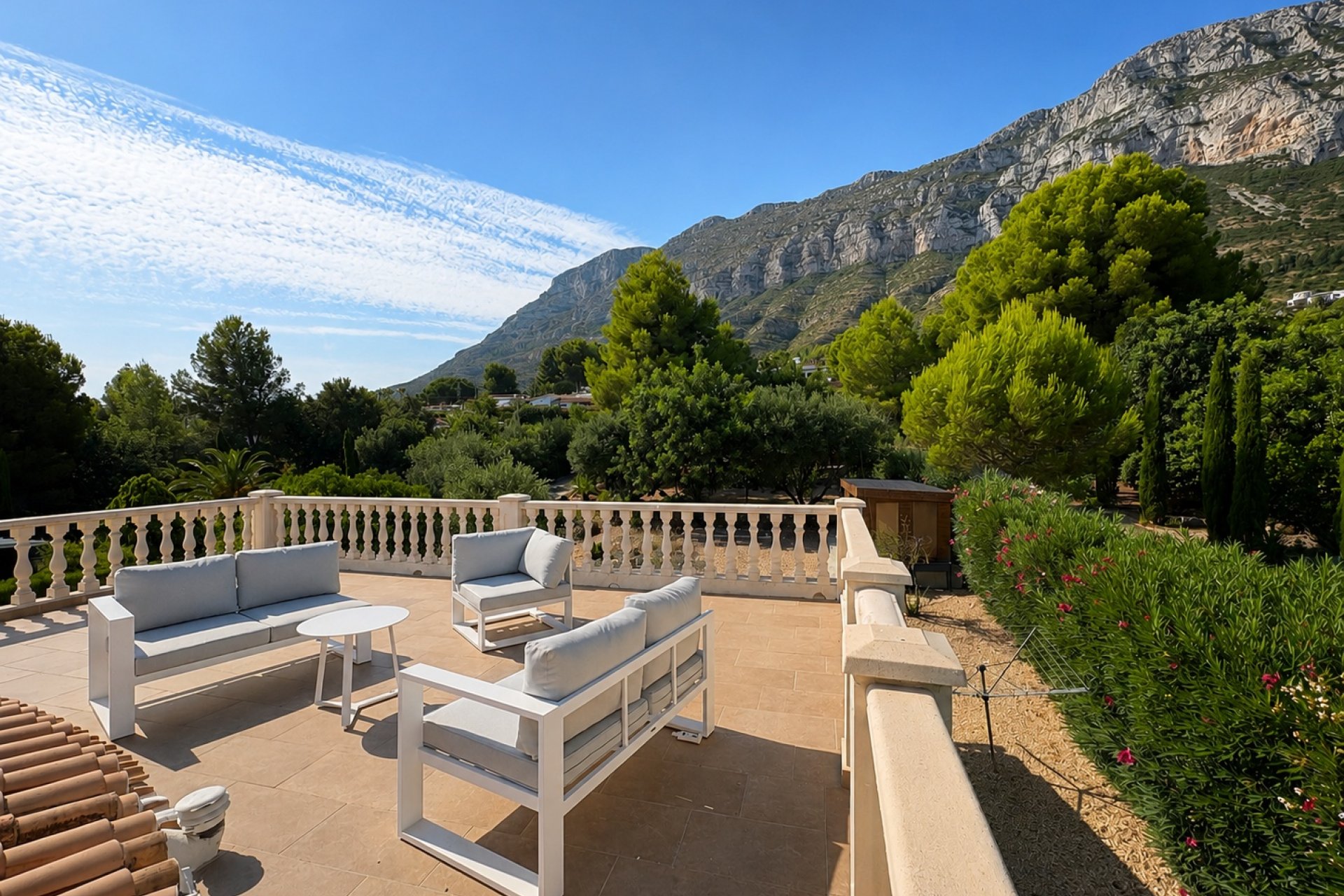 Wiederverkauf - Villa -
Denia - Montgó