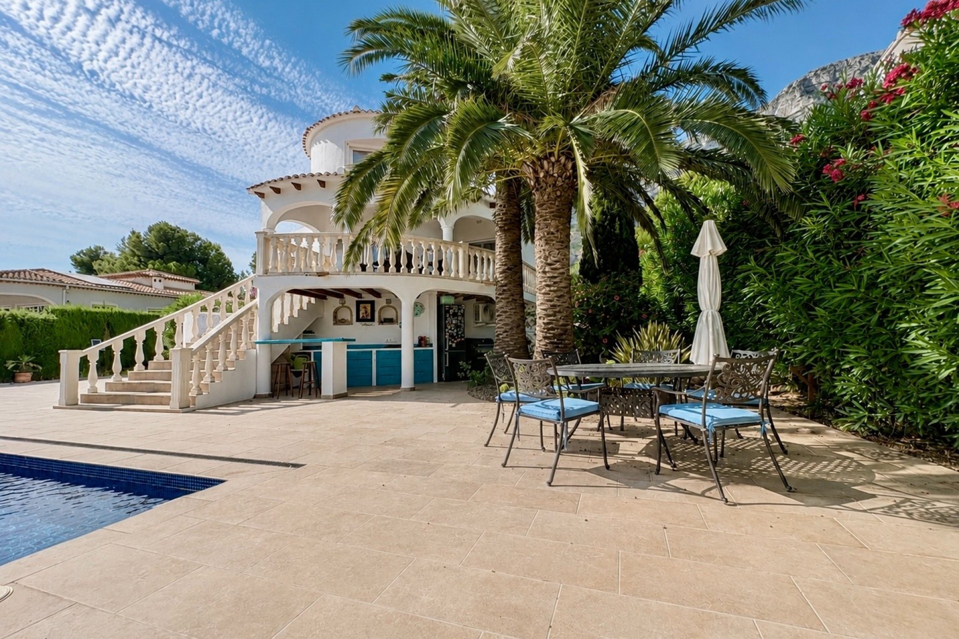 Wiederverkauf - Villa -
Denia - Montgó