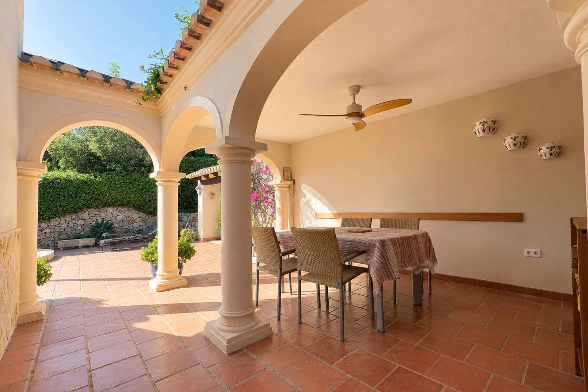 Wiederverkauf - Villa -
Denia - Montgó