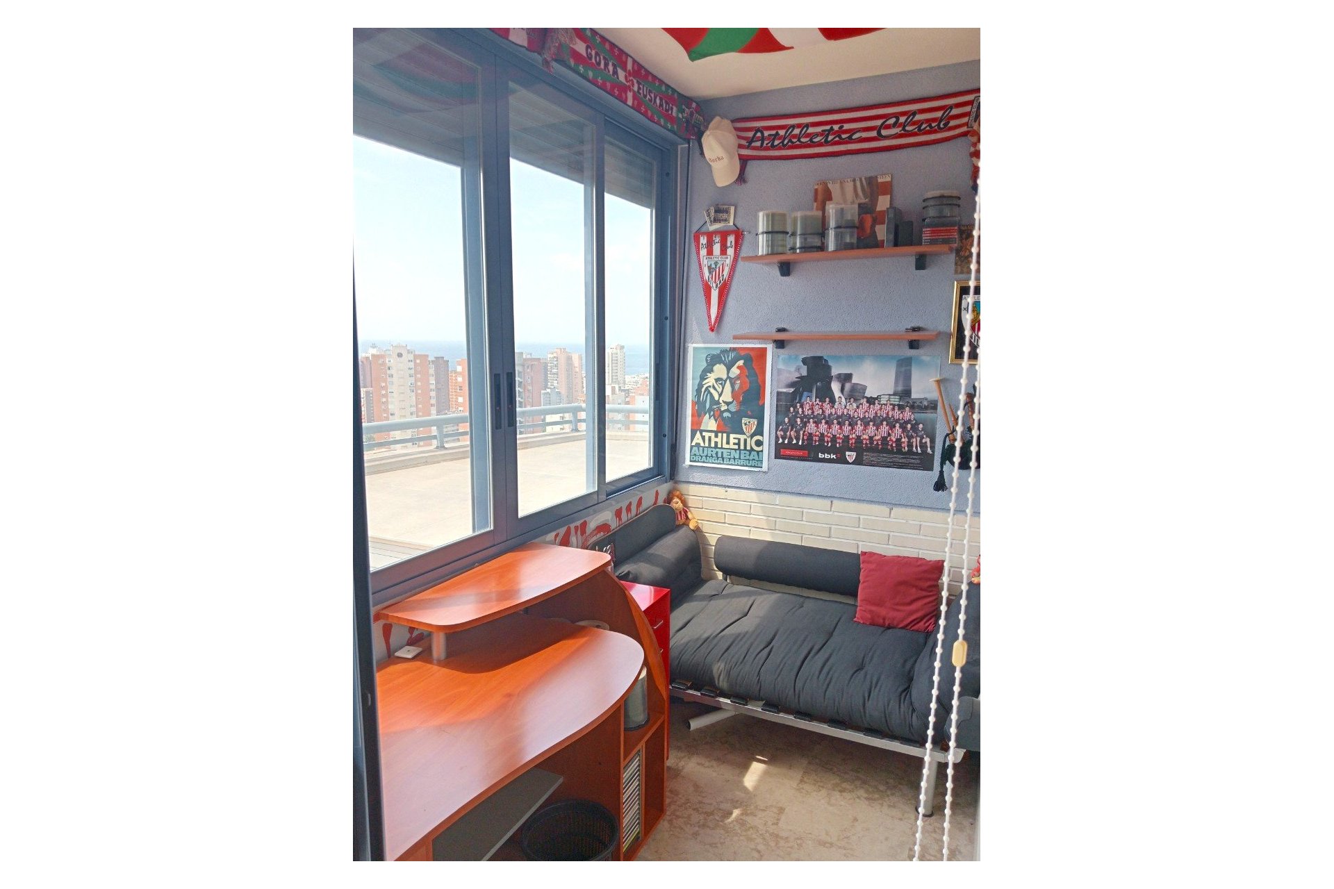 Wiederverkauf - Wohnung -
Benidorm - Levante