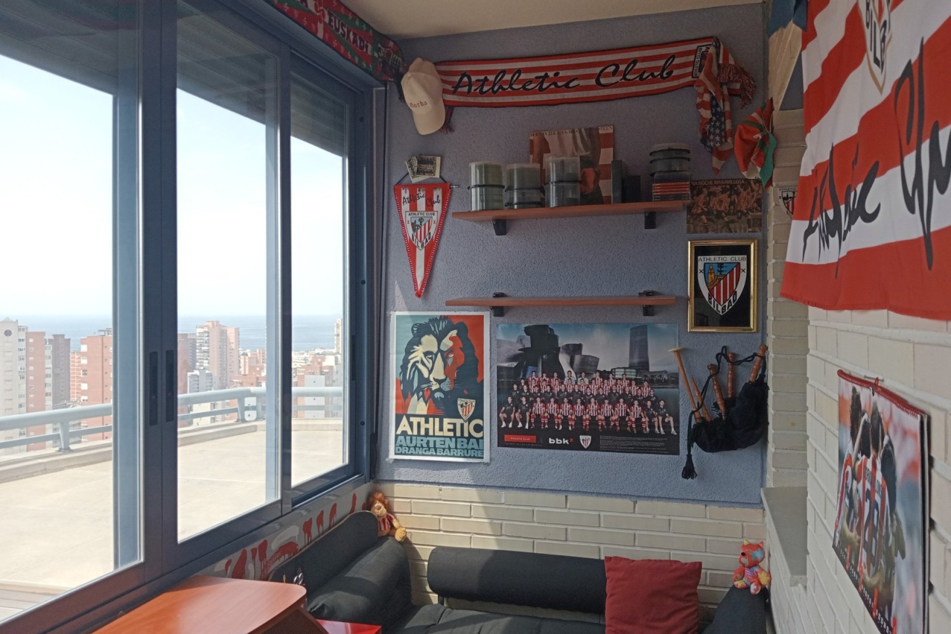 Wiederverkauf - Wohnung -
Benidorm - Levante