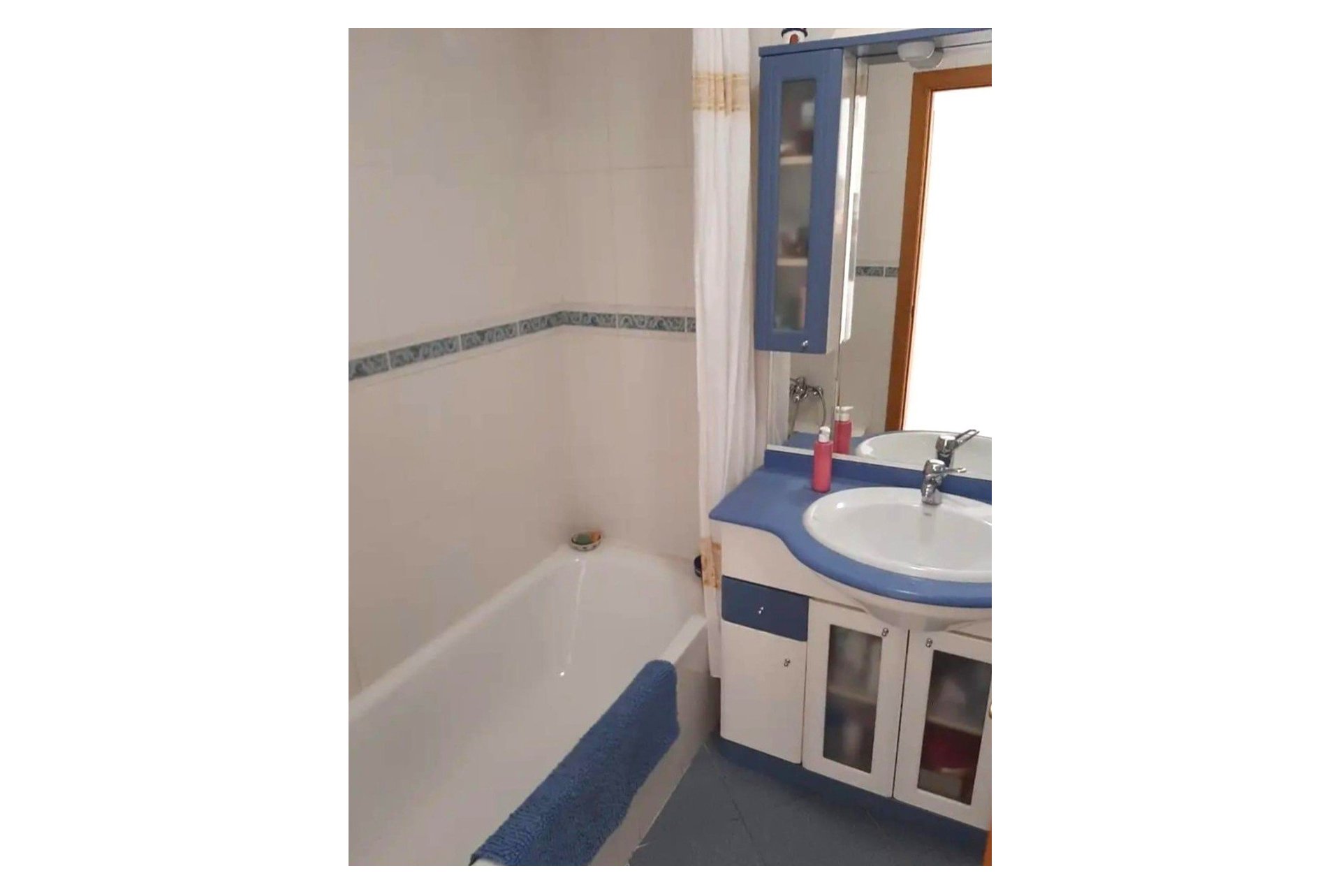 Wiederverkauf - Wohnung -
Benidorm - Levante
