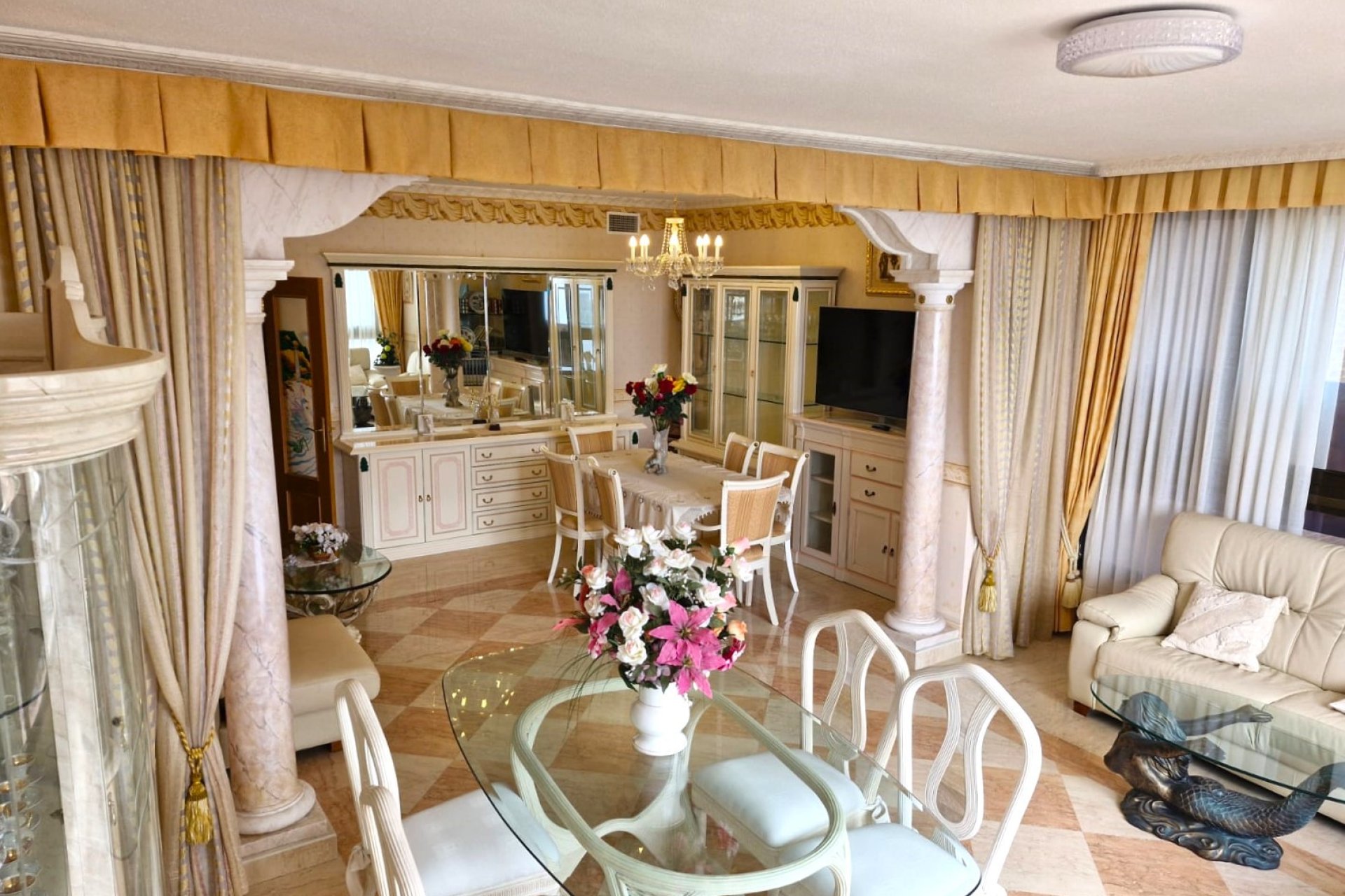 Wiederverkauf - Wohnung -
Benidorm - Levante