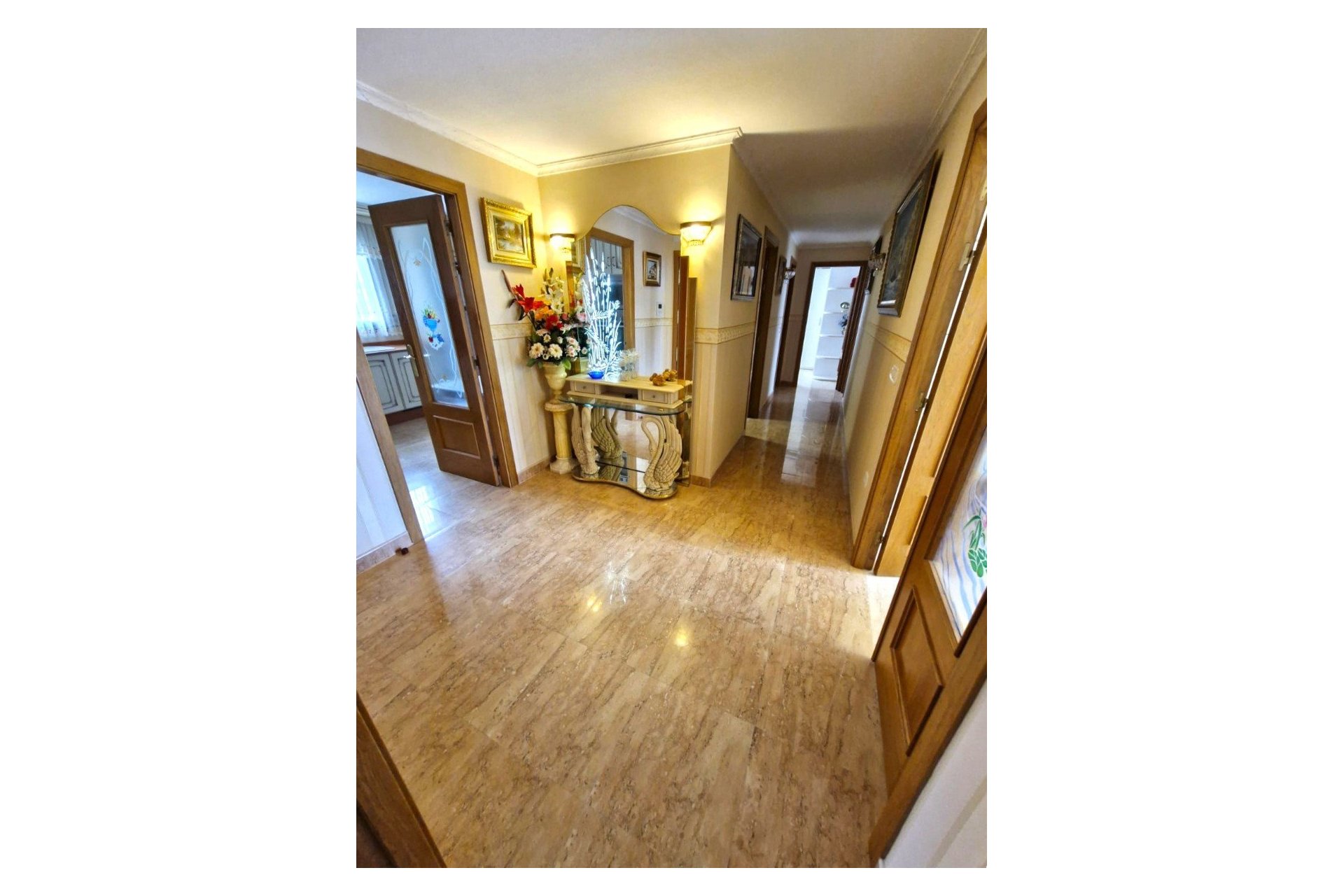 Wiederverkauf - Wohnung -
Benidorm - Levante