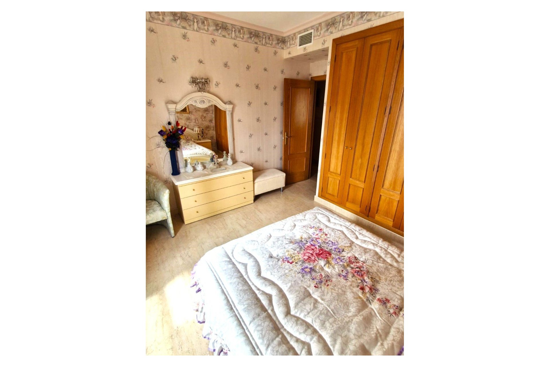 Wiederverkauf - Wohnung -
Benidorm - Levante