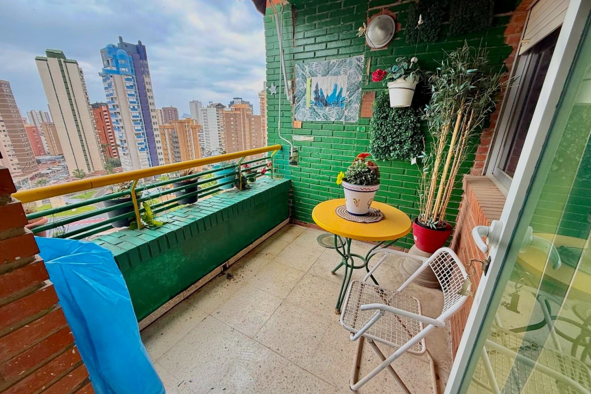 Wiederverkauf - Wohnung -
Benidorm - Levante
