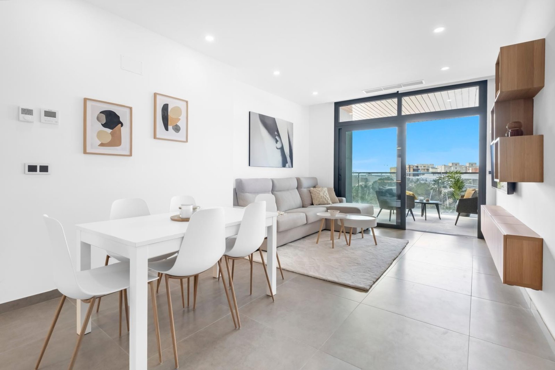 Wiederverkauf - Wohnung -
Benidorm - Zona de Poniente
