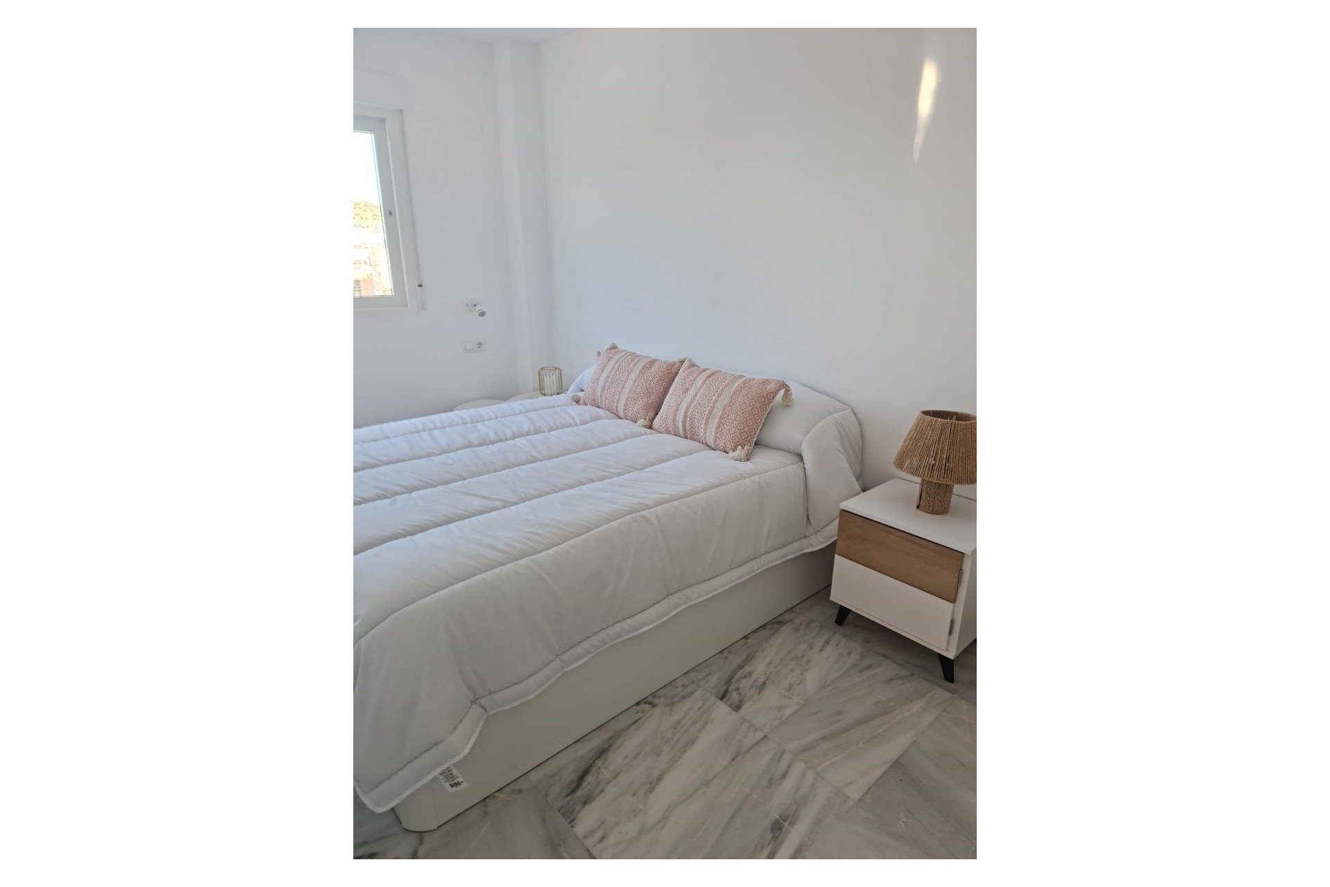 Wiederverkauf - Wohnung -
Benidorm - Zona de Poniente