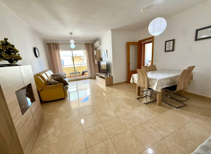 Wiederverkauf - Wohnung -
Denia - Center