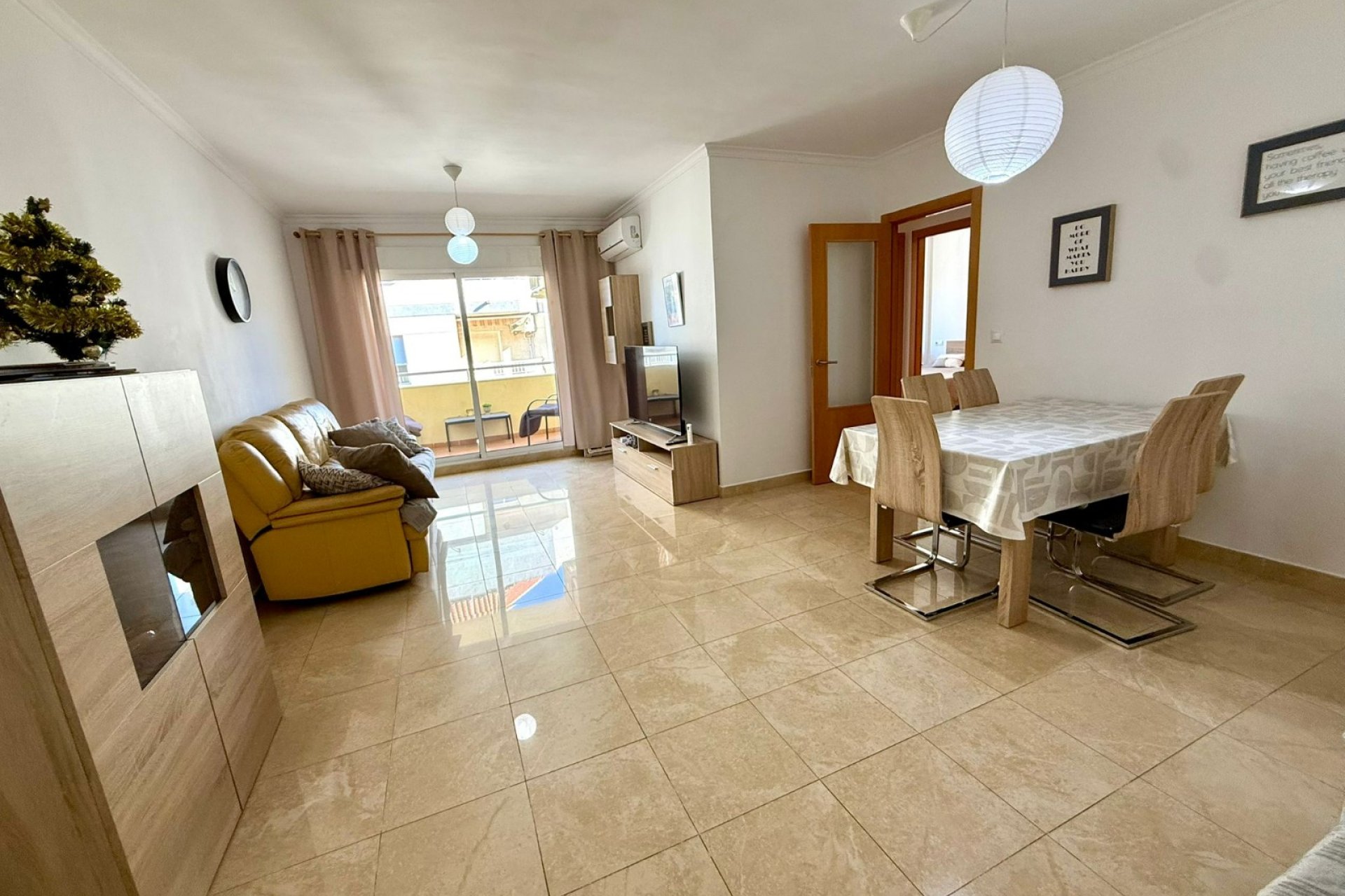 Wiederverkauf - Wohnung -
Denia - Center