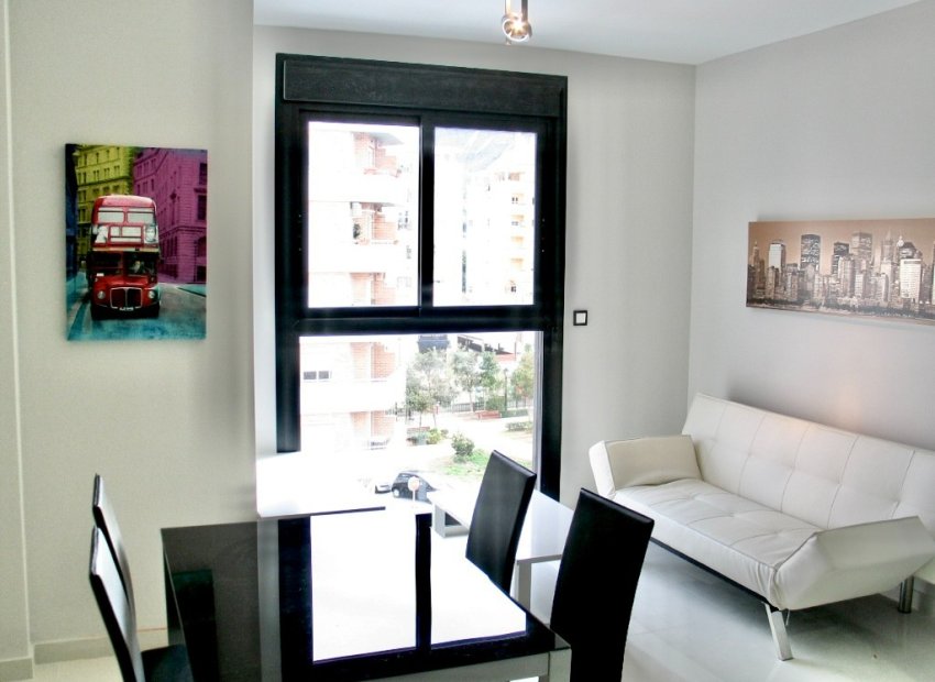 Wiederverkauf - Wohnung -
Denia - Center