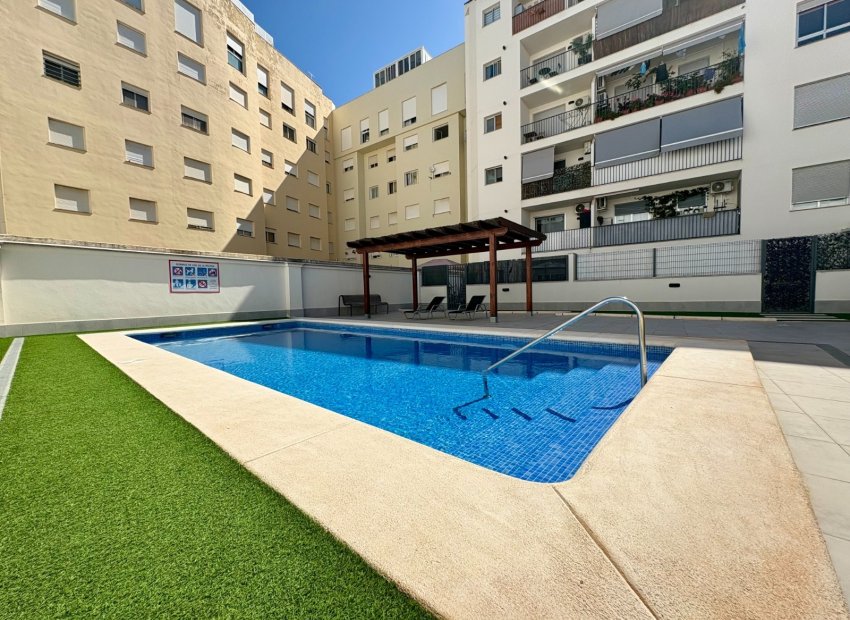Wiederverkauf - Wohnung -
Denia - Center