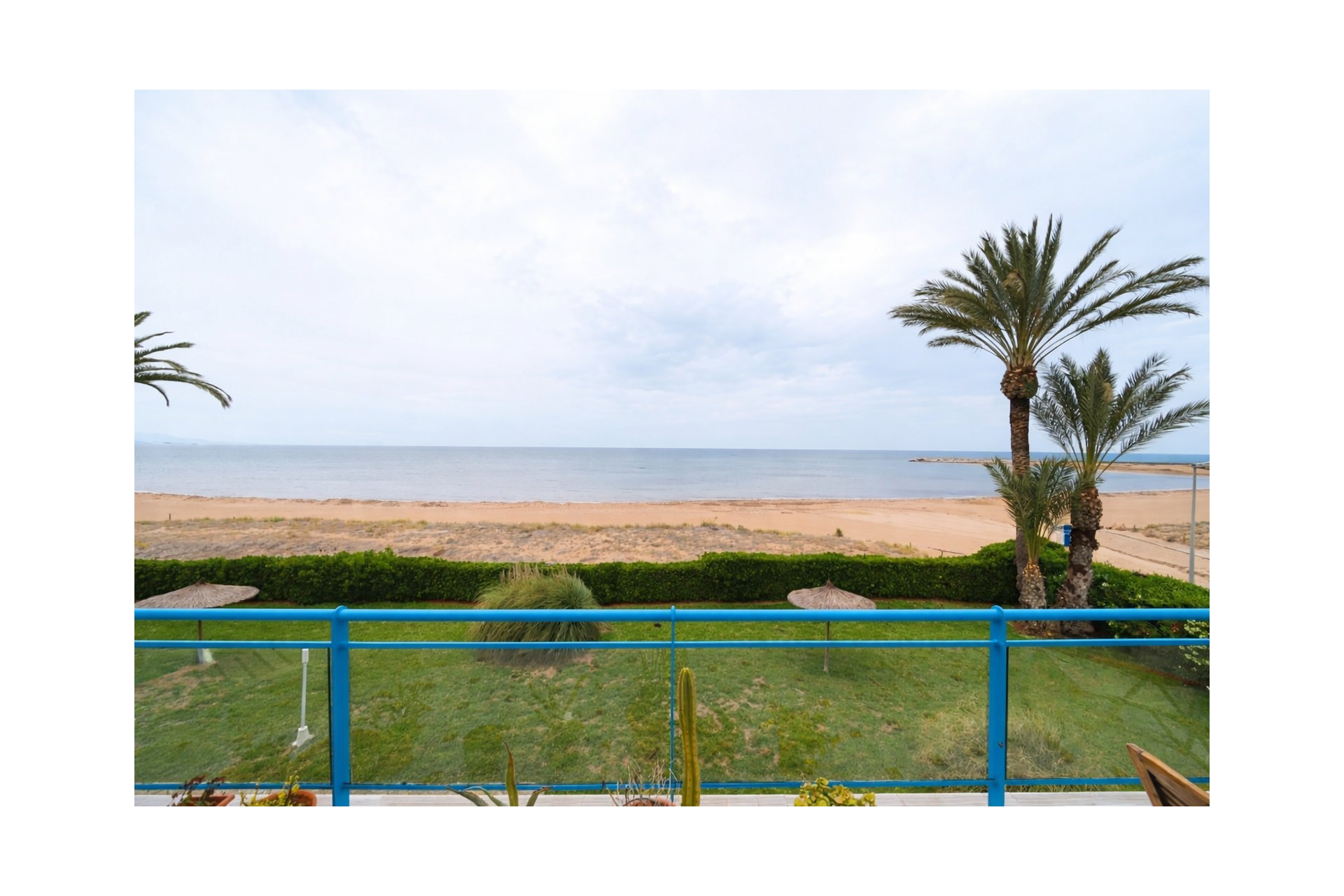 Wiederverkauf - Wohnung -
Denia - Les Marines - Las Marinas