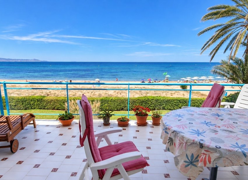 Wiederverkauf - Wohnung -
Denia - Les Marines - Las Marinas