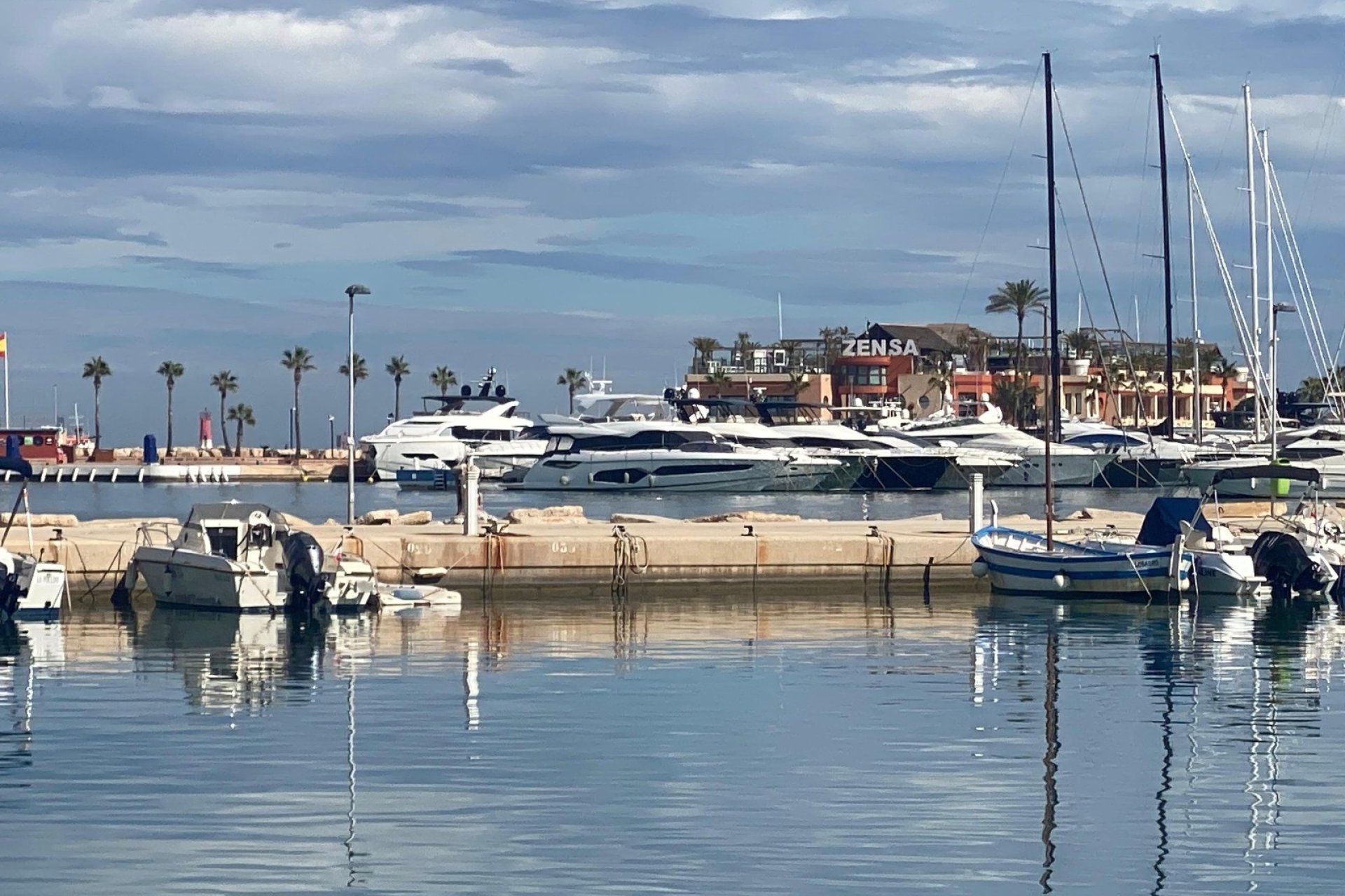 Wiederverkauf - Wohnung -
Denia - Port