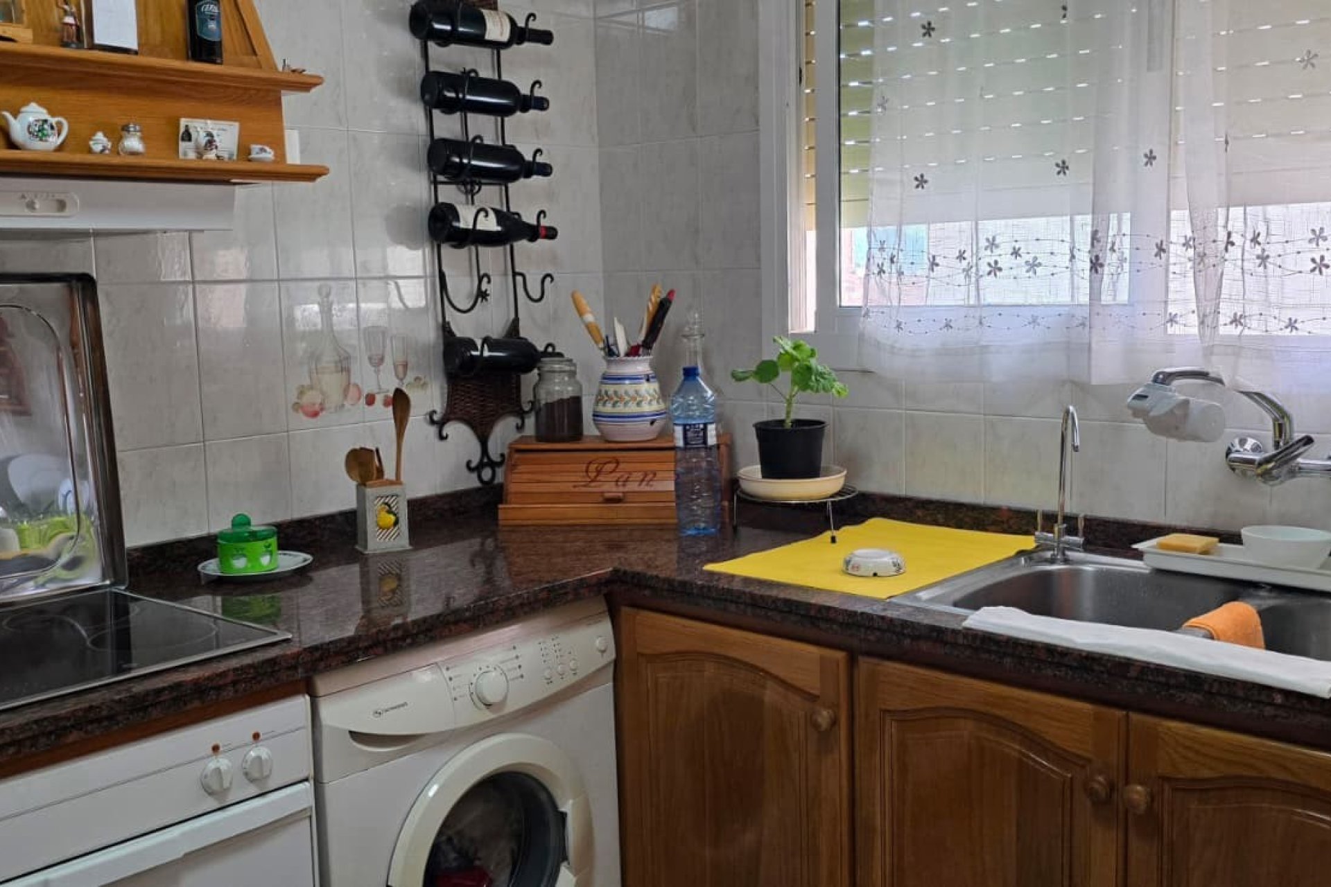 Wiederverkauf - Wohnung -
