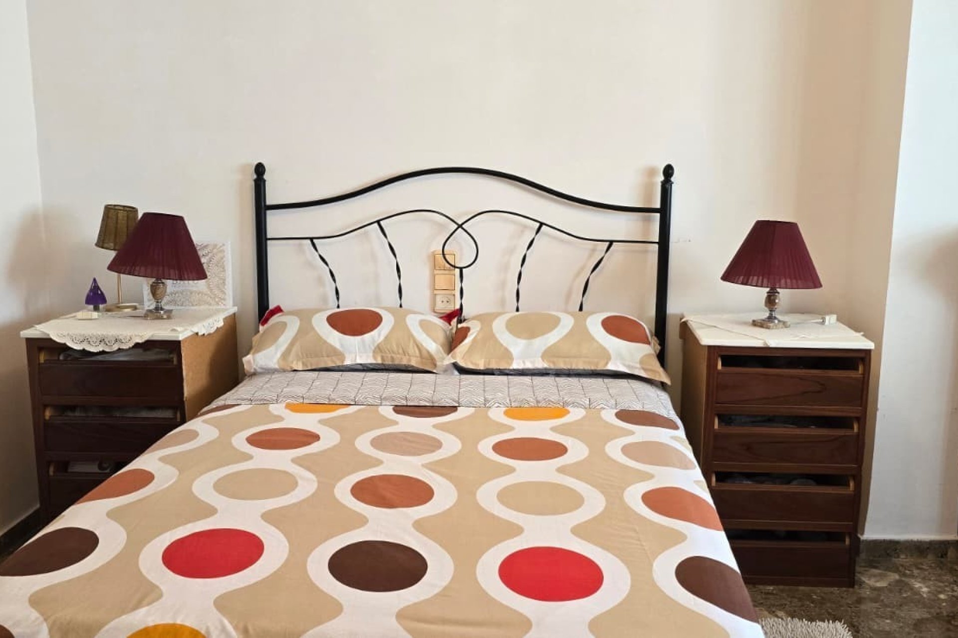 Wiederverkauf - Wohnung -

