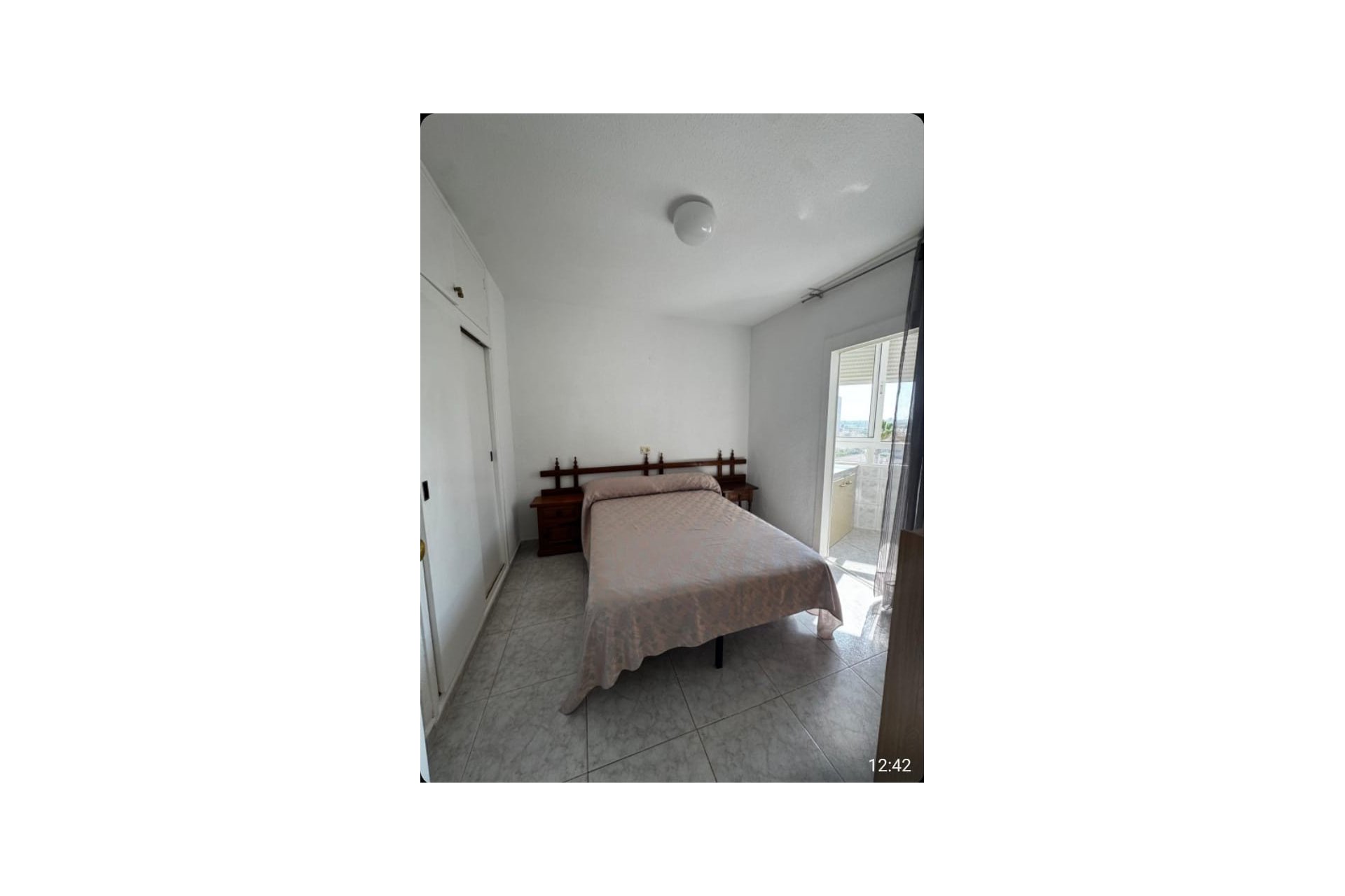 Wiederverkauf - Wohnung -
