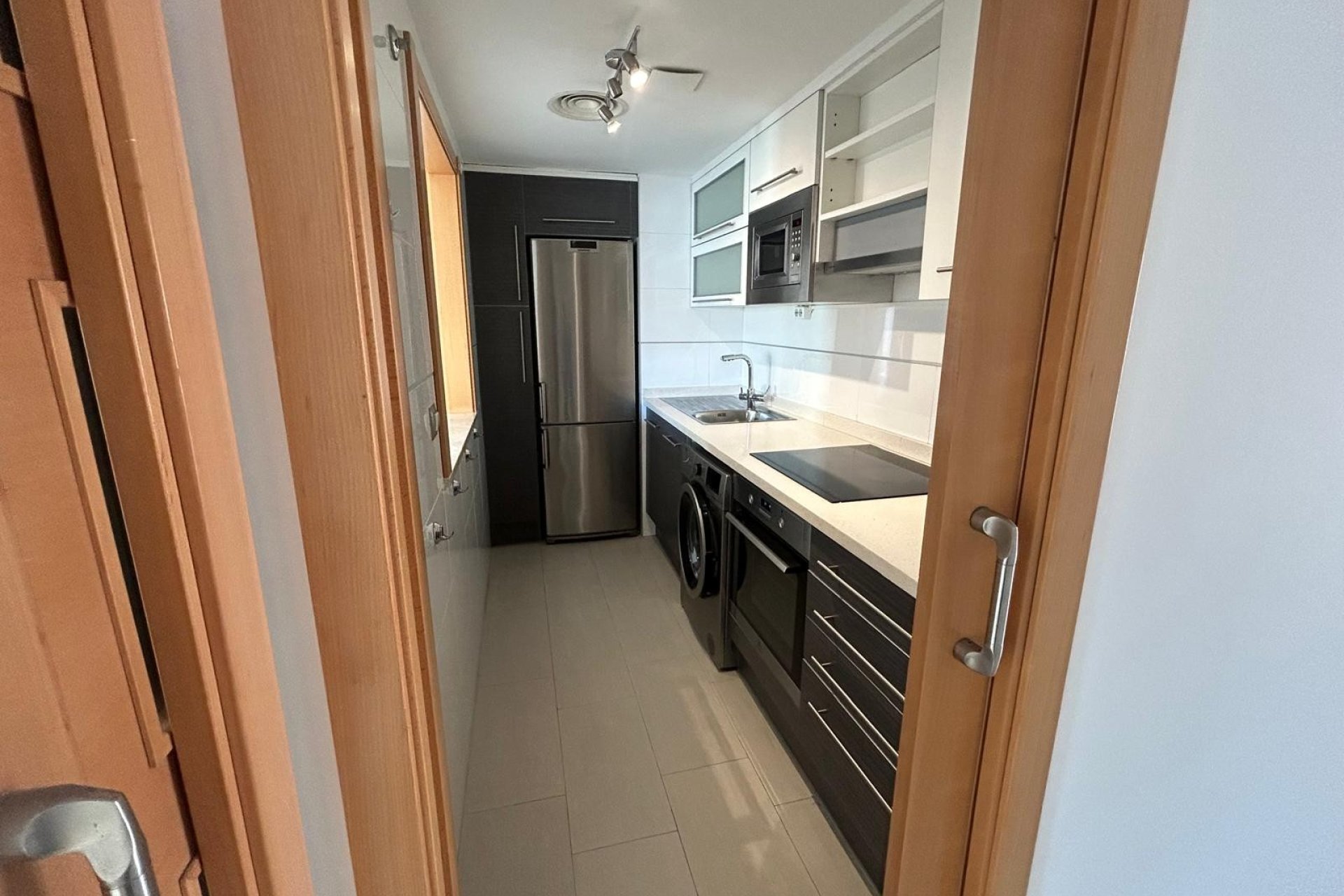 Wiederverkauf - Wohnung -

