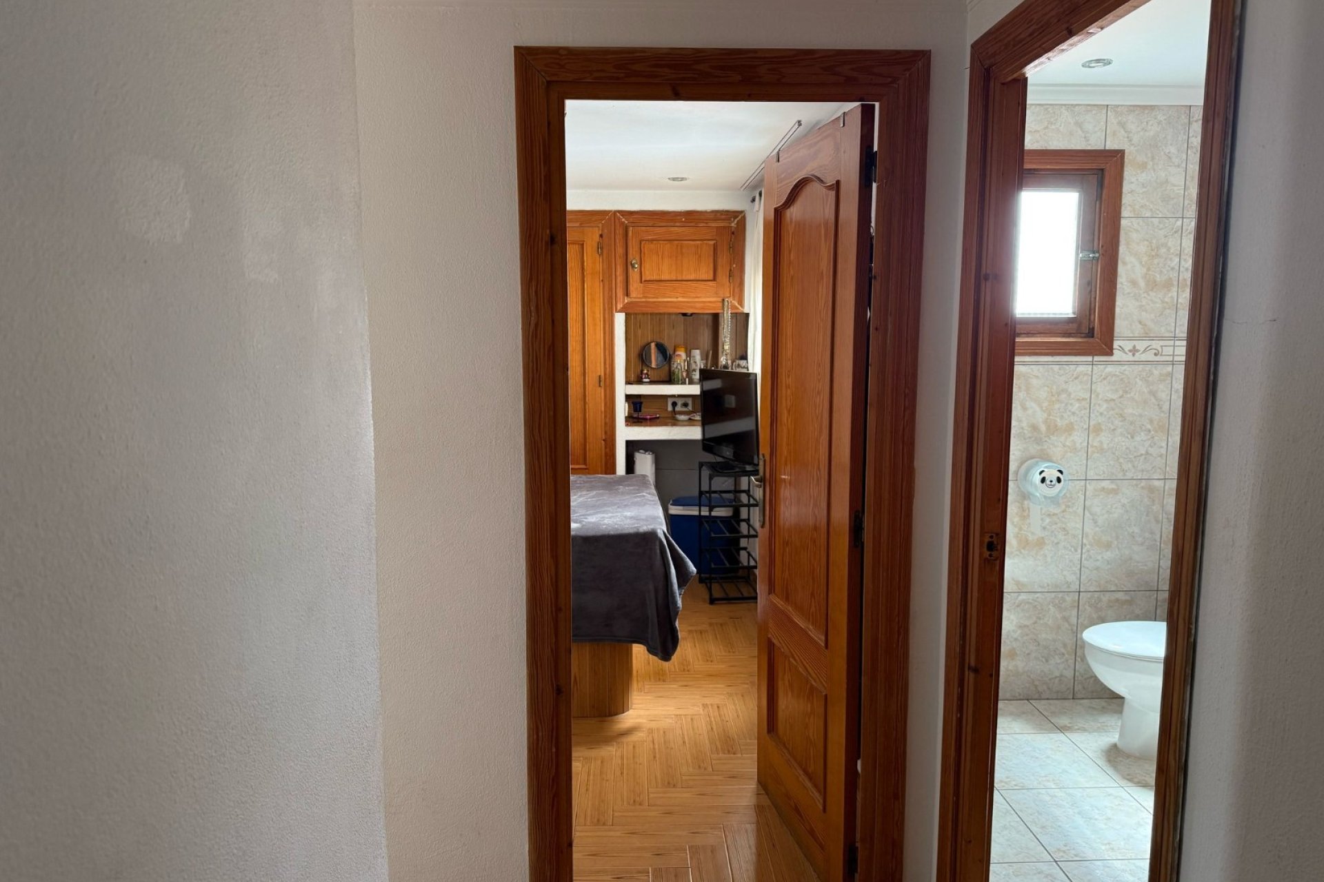 Wiederverkauf - Wohnung -
