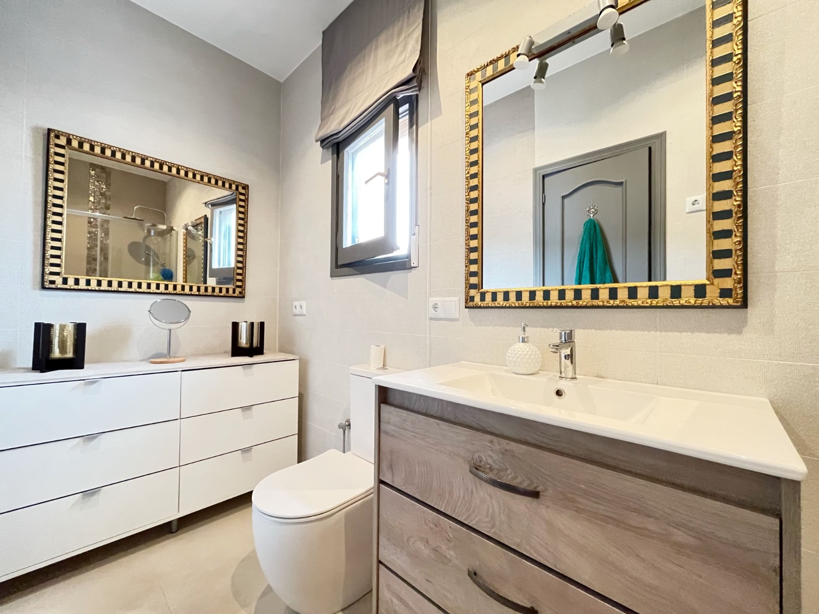 Verkoop. Huis in stad in Pedreguer