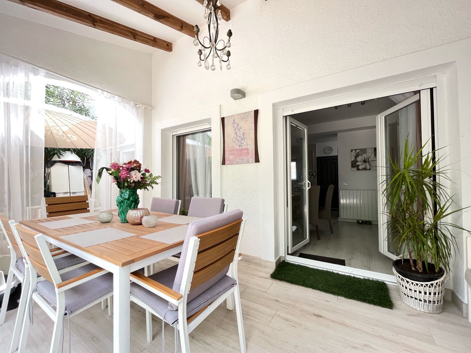 Verkoop. Huis in stad in Pedreguer