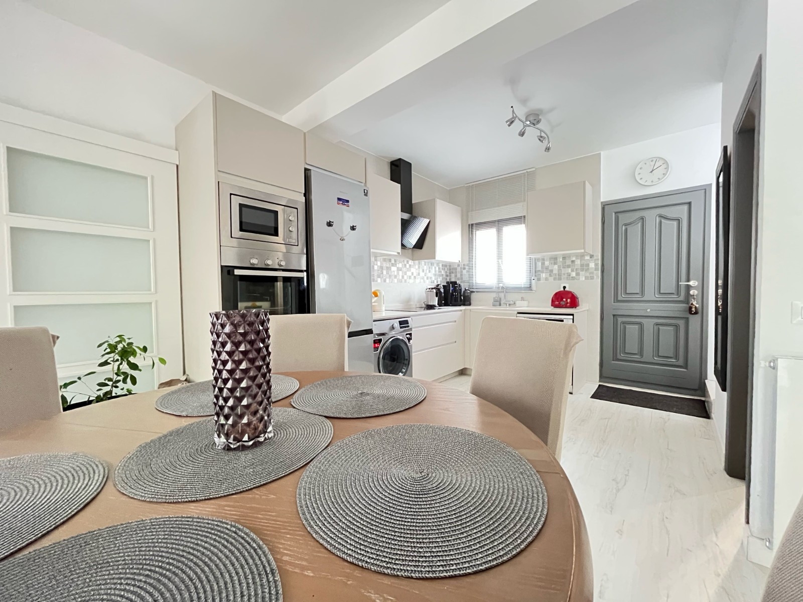 Verkoop. Huis in stad in Pedreguer