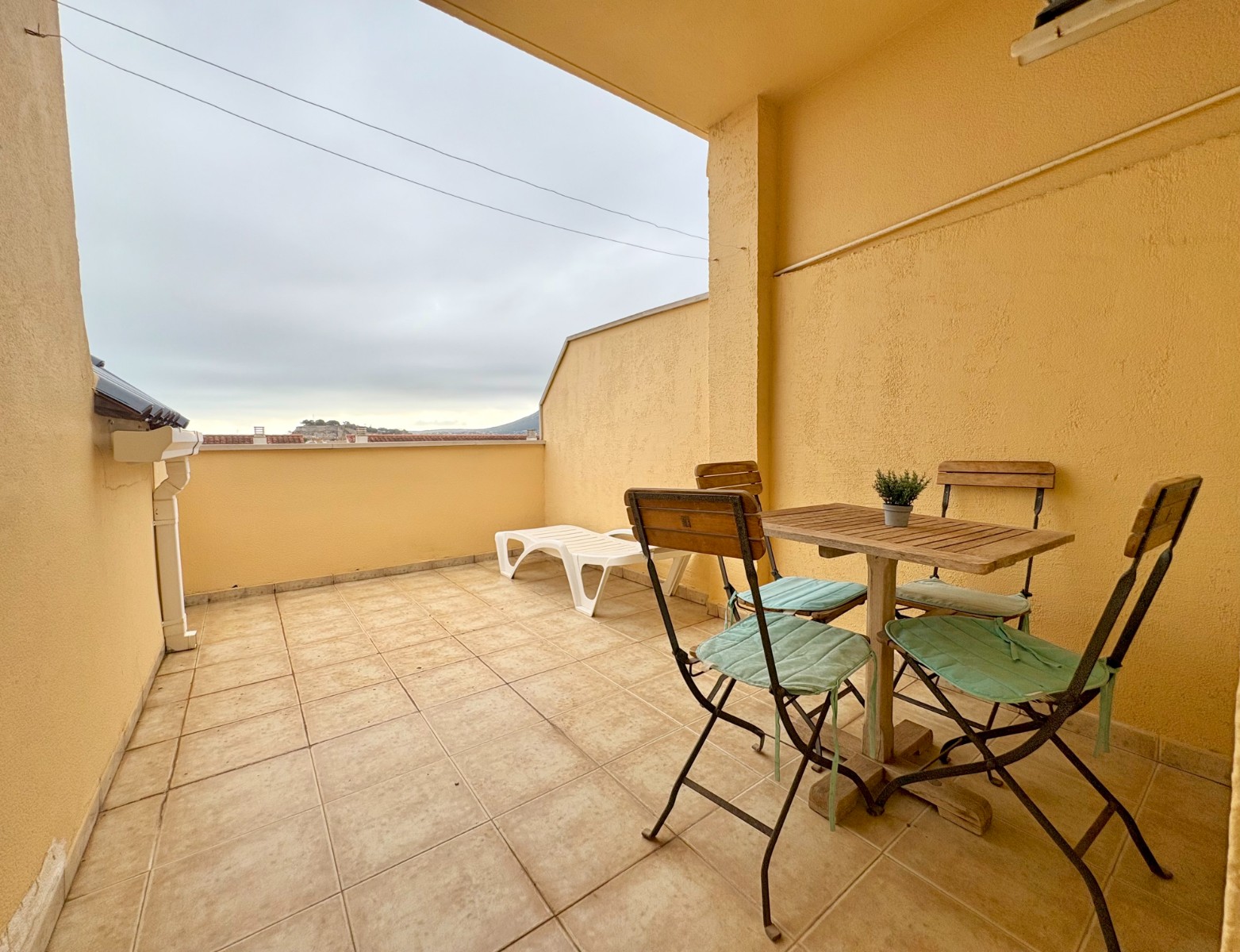 продажа. Пентхаус в Denia