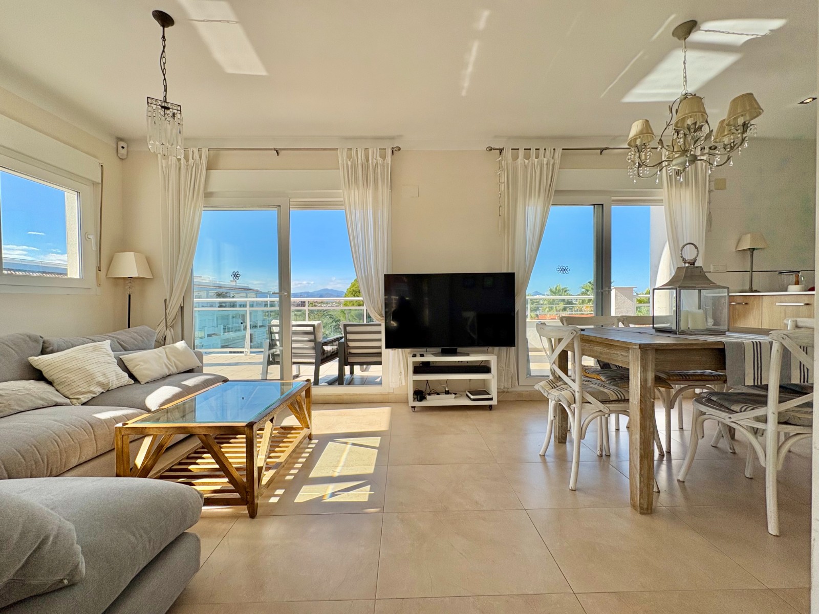 продажа. Пентхаус в Denia