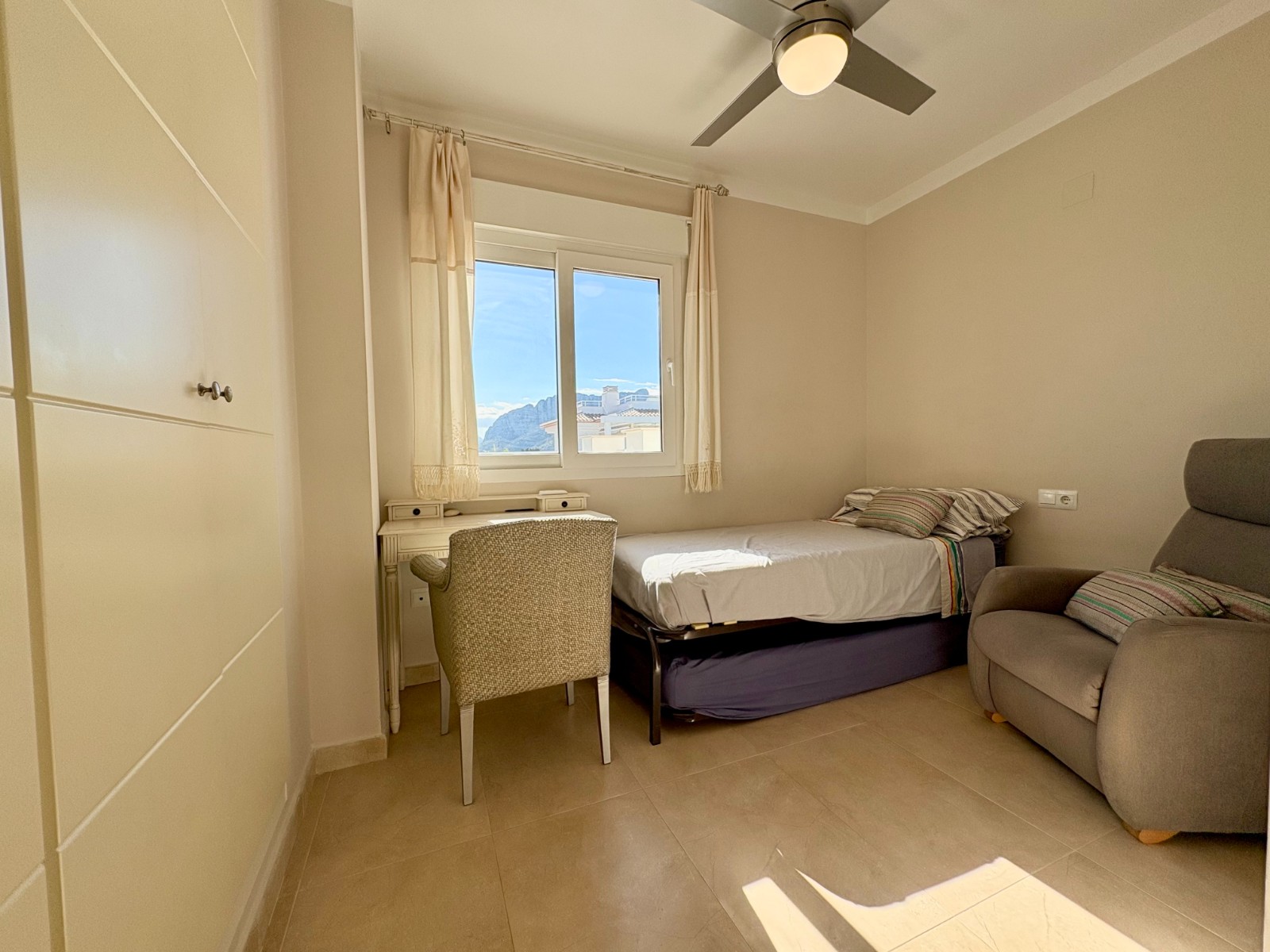 продажа. Пентхаус в Denia