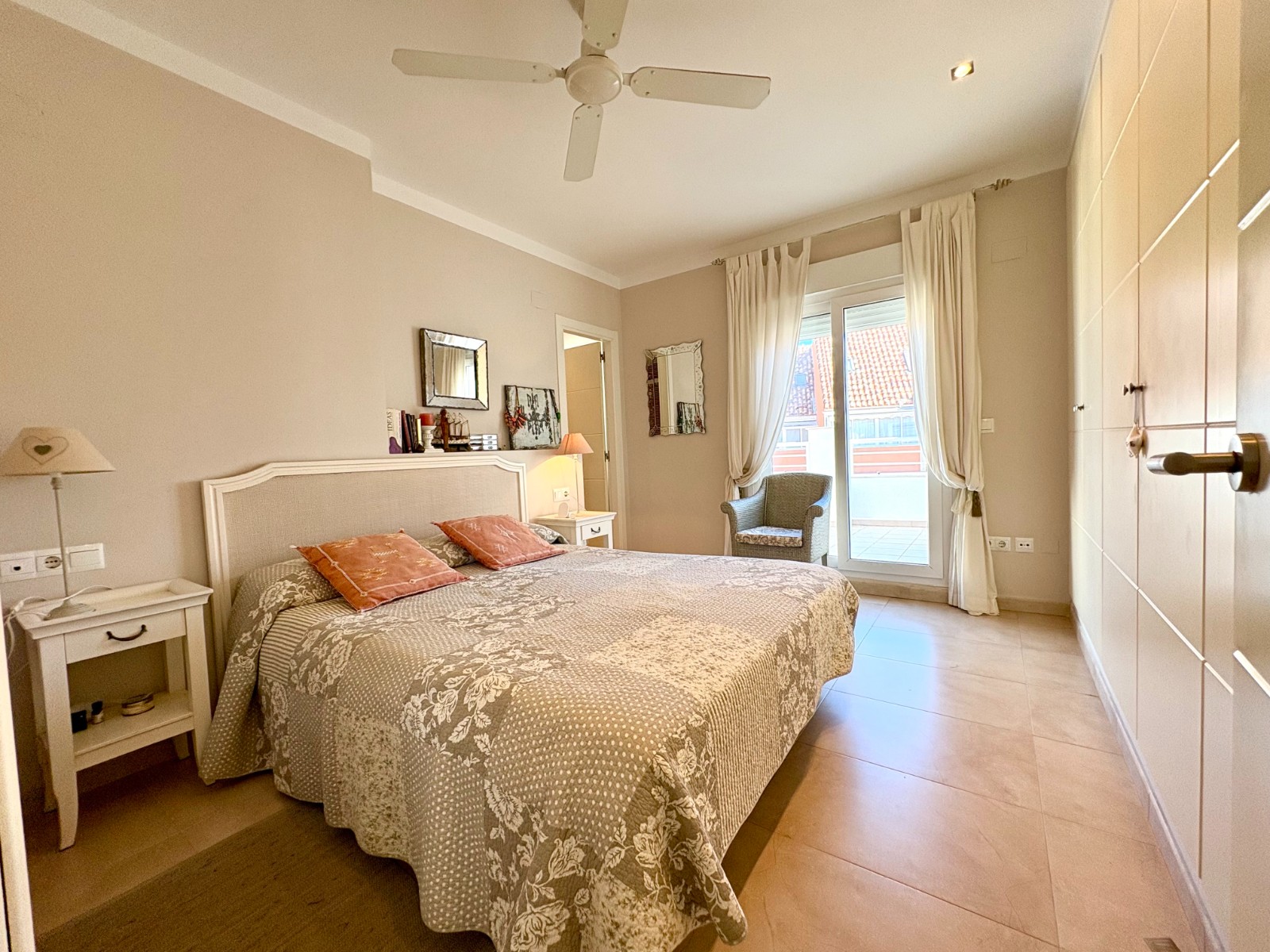 продажа. Пентхаус в Denia