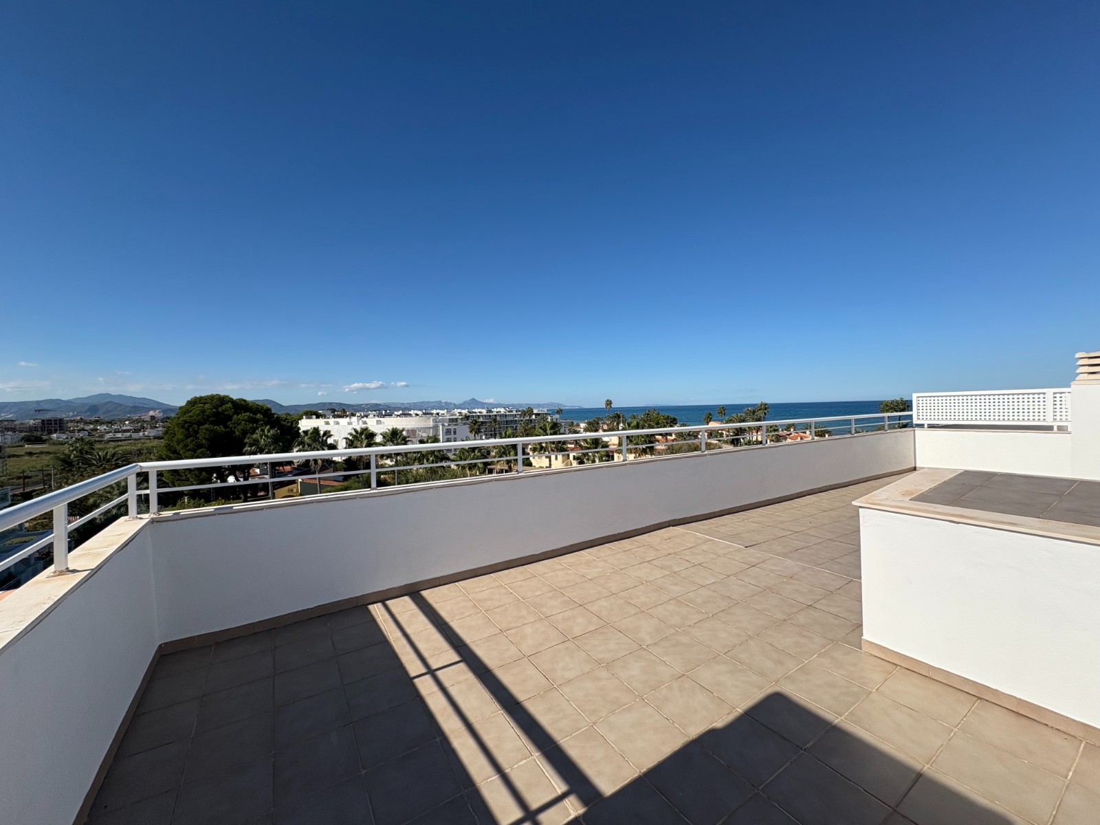 продажа. Пентхаус в Denia