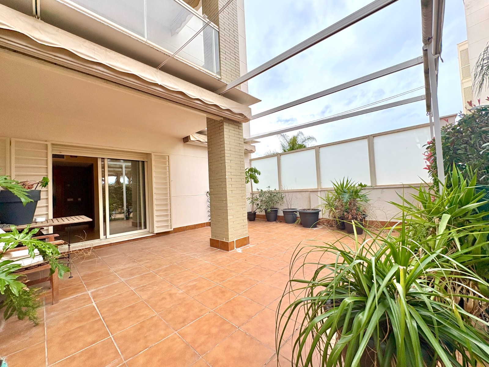 продажа. Квартира в Denia