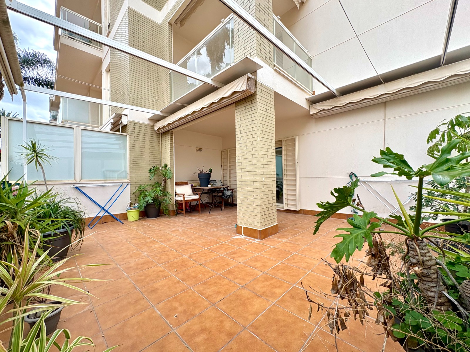 продажа. Квартира в Denia