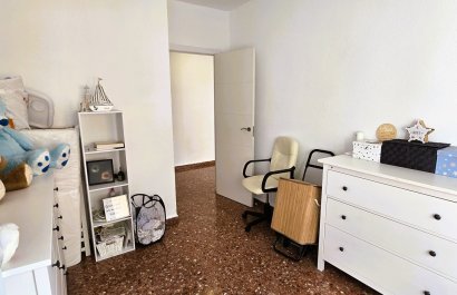 Resale - Apartment / flat -
Ondara