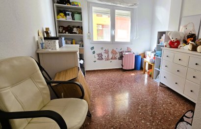 Resale - Apartment / flat -
Ondara