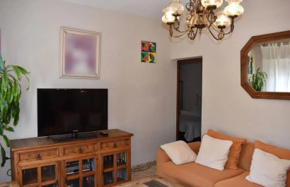Segunda mano - Chalet independiente -
Albir - centro