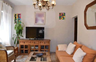Segunda mano - Chalet independiente -
Albir - centro