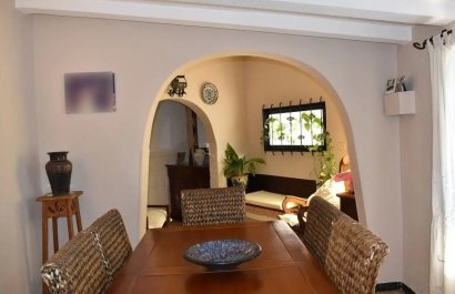 Segunda mano - Chalet independiente -
Albir - centro