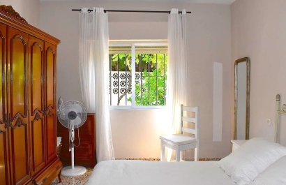 Segunda mano - Chalet independiente -
Albir - centro