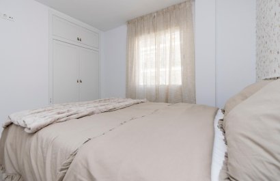 Segunda mano - Apartamento / piso -
Altea