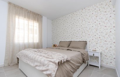 Segunda mano - Apartamento / piso -
Altea