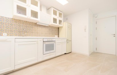 Segunda mano - Apartamento / piso -
Altea