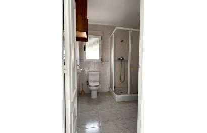 Segunda mano - Pareado  -
Albir - centro