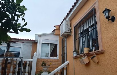 Revente - Maison de ville -
La Nucía