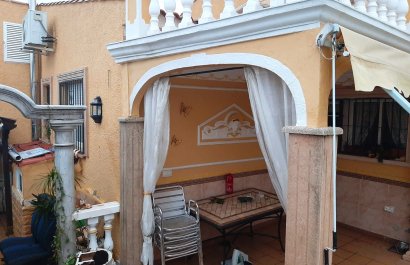 Revente - Maison de ville -
La Nucía