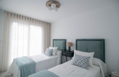 Rynek Pierwotny - Kamienica -
Avileses - New Sierra Golf