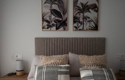 Rynek Pierwotny - Kamienica -
Avileses - New Sierra Golf