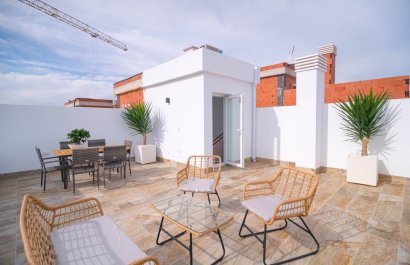 Rynek Pierwotny - Kamienica -
Avileses - New Sierra Golf