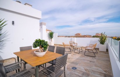 Rynek Pierwotny - Kamienica -
Avileses - New Sierra Golf